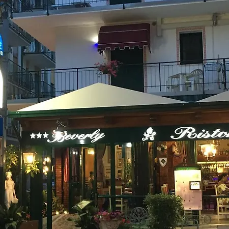 Beverly Aparthotel